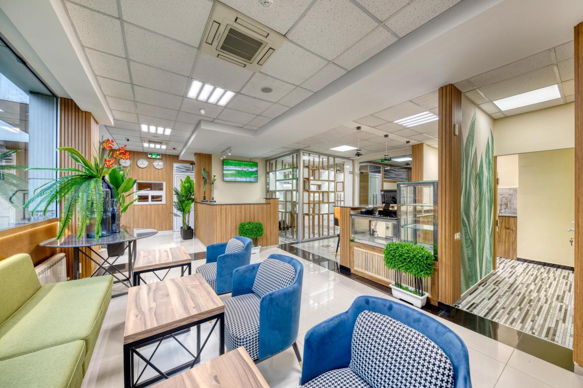 Tropica Inn Hotel เยเรวาน ภายนอก รูปภาพ